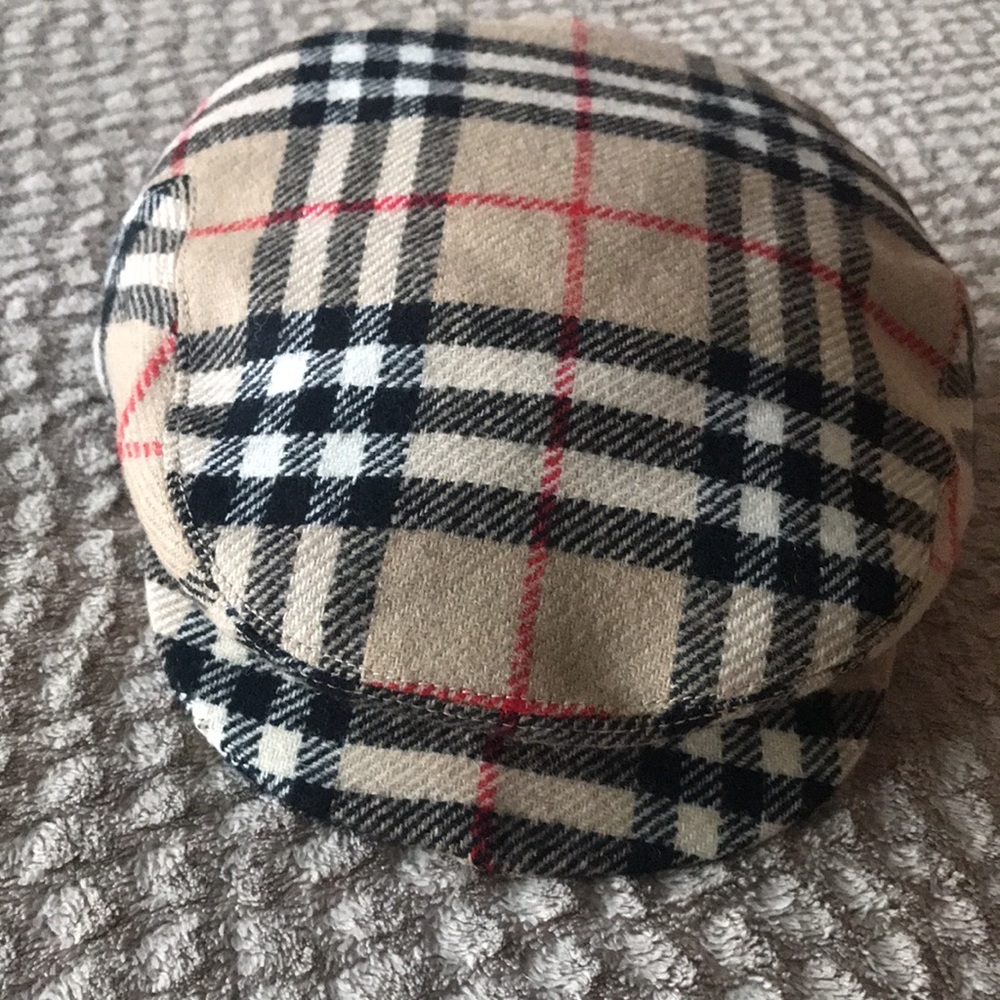 Burberry gorgeous hat